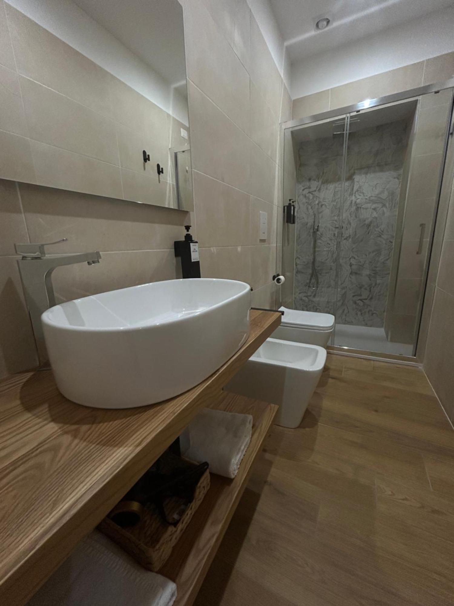 Somnia Luxury Rooms Neapel Exterior foto