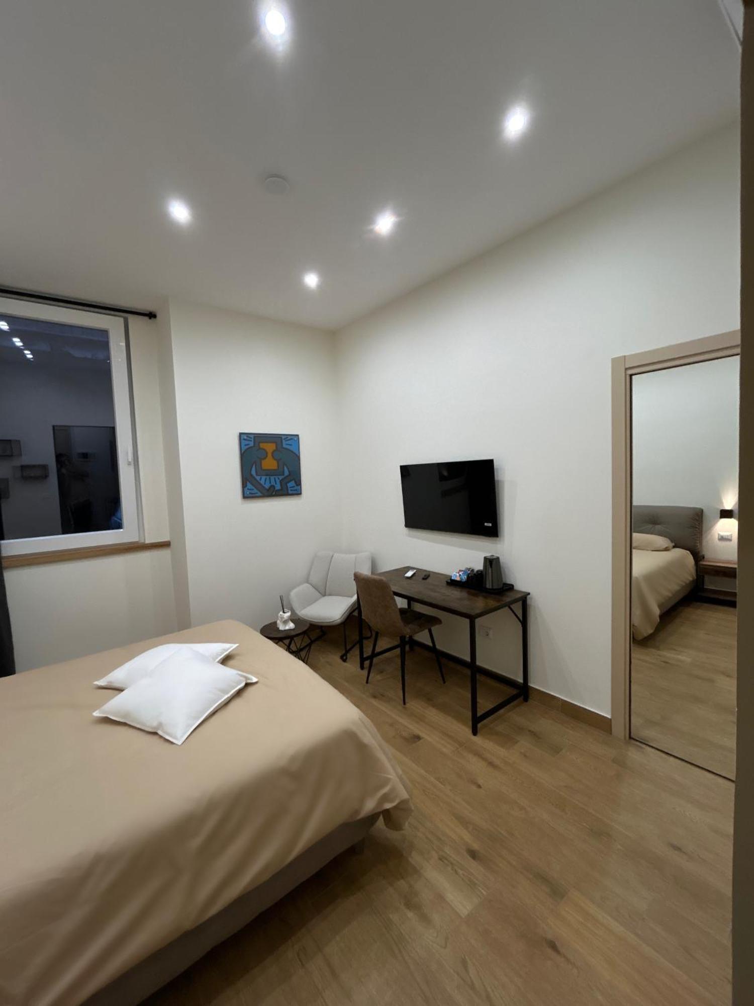 Somnia Luxury Rooms Neapel Exterior foto