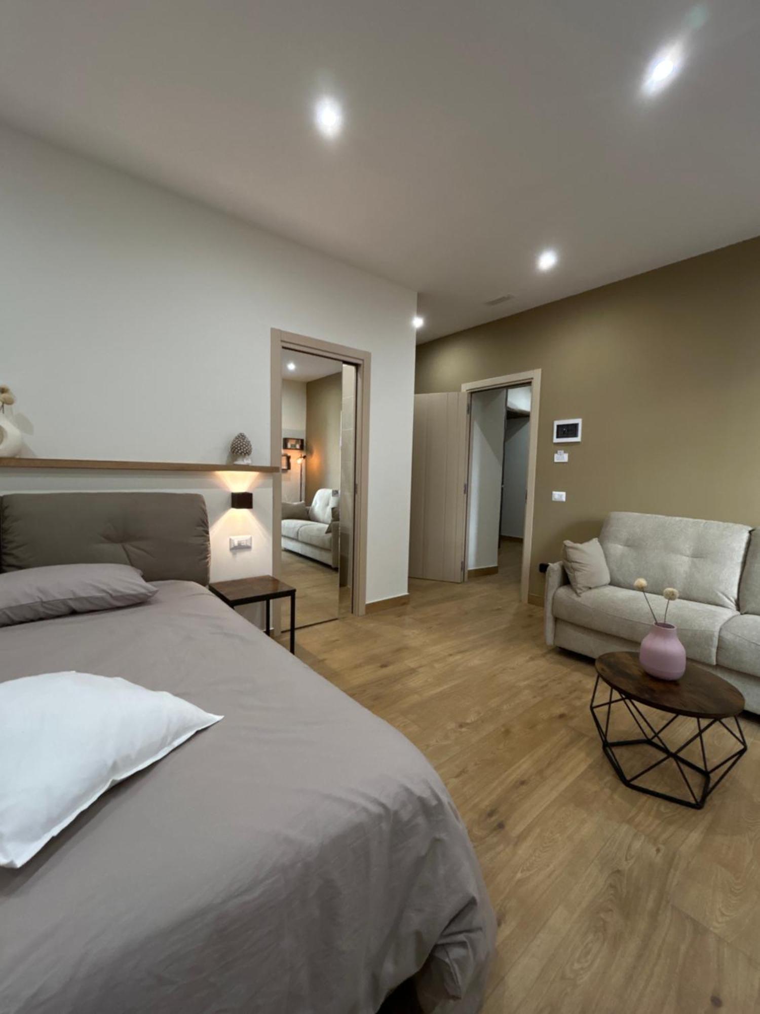 Somnia Luxury Rooms Neapel Exterior foto
